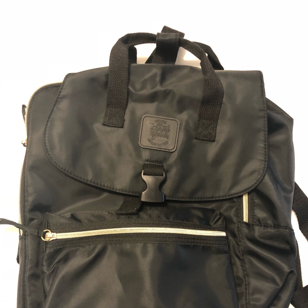 Black Backpack win Gold Zippers